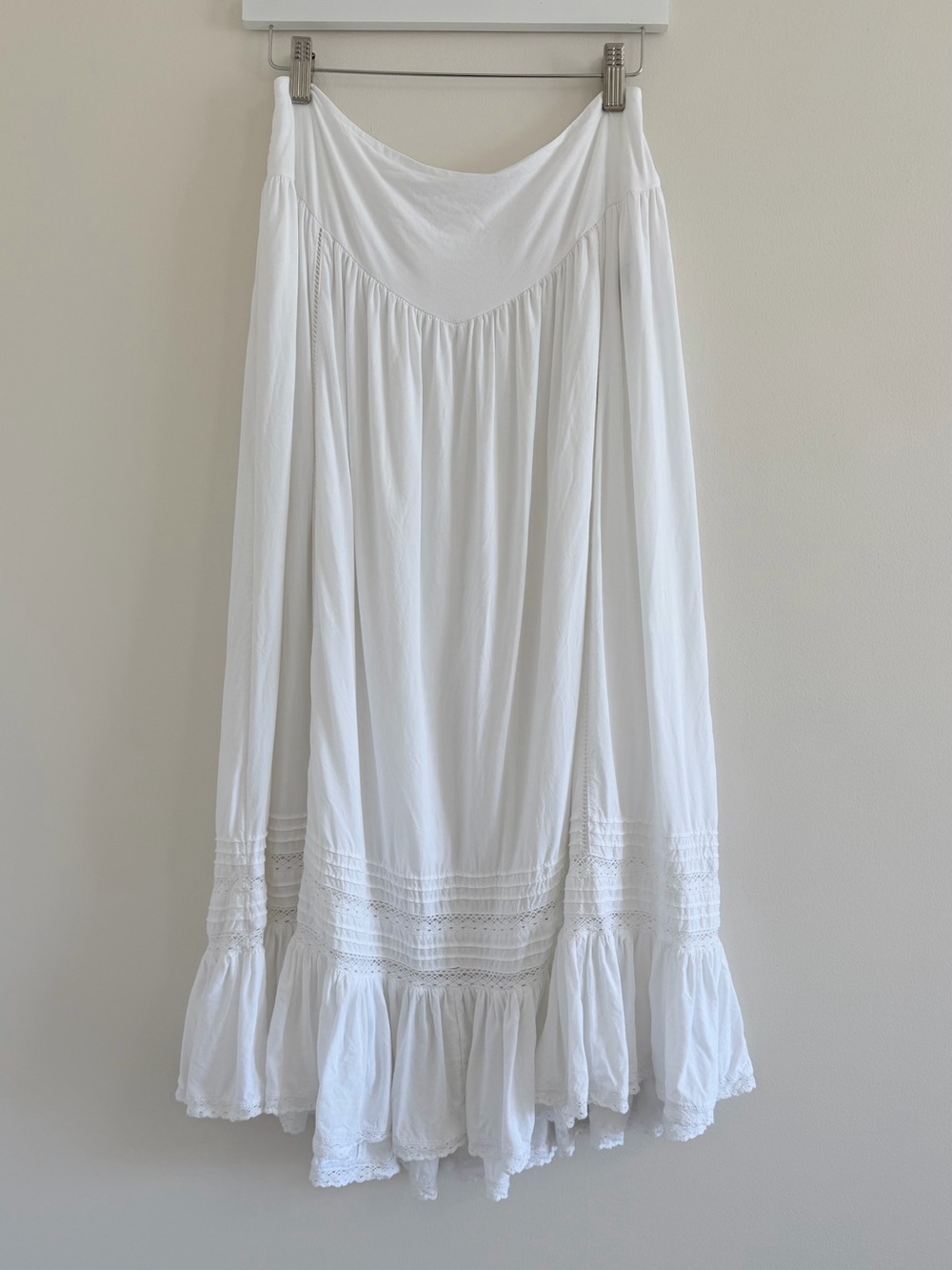 American Eagle High Wasted Ruffle Maxi Skirt
